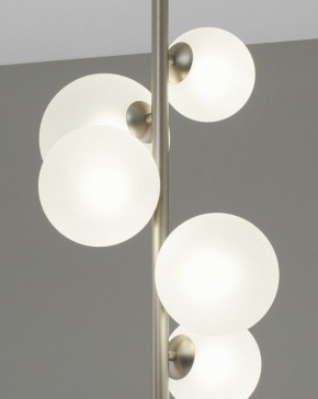 Люстра на штанге Moderli Renny V11466-5P в Лесном - lesnoy.ok-mebel.com | фото 4